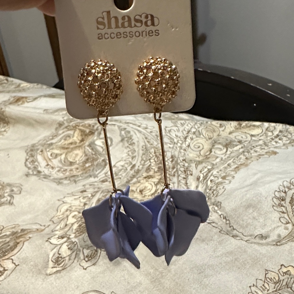 Shasa Gold and Lavendar Dangle Earrings